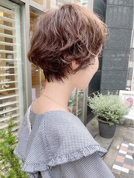 ネオリーブ アンド 渋谷店(Neolive &) 斜めバング/グレージュカラー/シルキーベージュ/韓国/渋谷