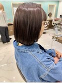 艶カラー&艶々ストレートのパツっとボブ