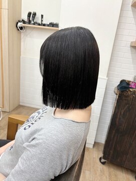 ネオリーブ クーロ(Neolive curro) 小顔タッセルボブ×美髪[ぱつっとボブ/縮毛矯正/横浜韓国]