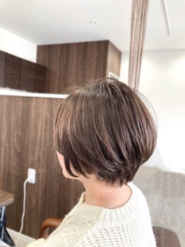 ミミックヘアー(MiMic hair)の写真/【お悩み解決】骨格、髪質に合わせてショート、ボブを中心に再現性の高いヘアをつくります【桐生市】