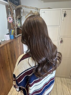 マウナ ヘアー(MAUNA HAIR) ツヤ感ロング