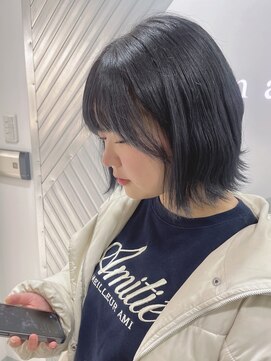 ジーナリア(Xena ria) 《衣織》ブルーブラック/ウェーブ/ボブ