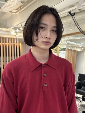 メゾンアクア 表参道(Maison ACQUA) =メンズボブ/スパイキーショート/ブルーブラック／MEN’S HAIR