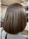 ストレートしても自然なボブ