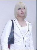 blonde / face layer bob