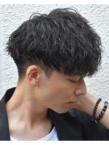 フリーク バーバーショップ 都島店(FREAK BARBER SHOP)&nbsp;MEN’S HAIR/ブルーブラック/フェザーパーマ/サーフカールJ6