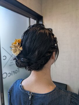 トリコ(ToricO) サイドお団子スタイル