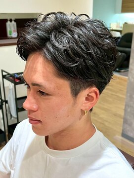 デプト(DEPT.) ニュアンスセンターパートフェザーパーマコンマバング波巻き眉毛