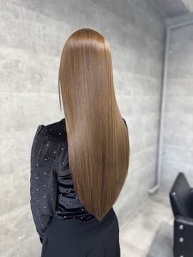 ルイス(L'wis) お上品なベージュにしてみませんか？
