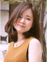 シャカ(SHAKA) おもふわ大人セミディ☆ひし形シルエット エアリーショート