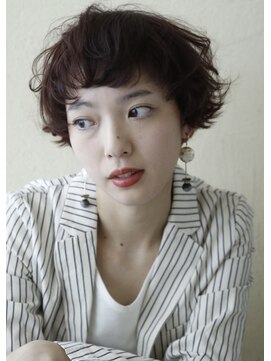 クーラ(Cura) 80’sナチュラルショートヘア