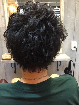 ロダット 横浜(LODAT by little) リッジパーマミドル【LODAT横浜】