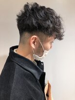 メルト 吉祥寺(melt)&nbsp;《長谷川愛》ワイルドツーブロック刈り上げパーマ外国人風