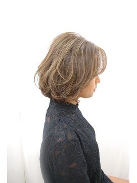 ニーナ せんげん台(nina) ３０代・４０代・５０代に人気シルエット◎トップふんわりボブ