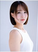 ぱっつん前髪シンプルストレート顎ラインボブフェイスレイヤー