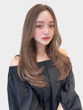 ユーフォリア 新宿店(Euphoria) 外国人風ロングレイヤーミルクベージュ