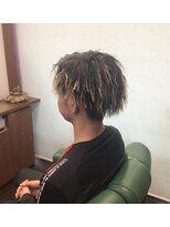 ナンバーエイト(number eight)&nbsp;ツイストスパイラルパーマ/メンズカット/ハイライト/10代20代