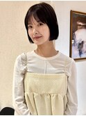 ミニボブ切りっぱなしボブハイトーンベージュカラーショートボブ