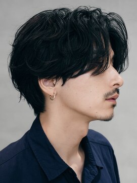 フィフス(fifth) ニュアンスセンターパート毛流れパーマ原宿メンズ韓国ヘア