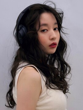 ヴィサージュクオン(VISAGE Quon) ニュアンスロング × エアウェーブ