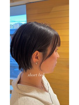 オーガニックエコ 川越(organic+eco) 20代30代大人ショート春ヘア小顔カット