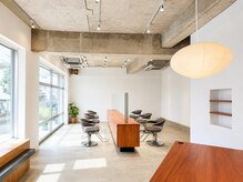 トキ(tokii)の雰囲気(明るくリラックスできる店内◎周りを気にせずお過ごし頂けます。)