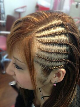 エクステンション クーチャー(Extention Cu'cha) コーンロウ サイドストレート