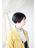 ホワイトルーム(White Room)&nbsp;黒髪＋刈り上げのナチュラルショート♪
