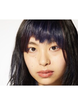 リンダ(LINDA) 【ペレイラ寺田ゆかり】ネイビーカラー×ロング