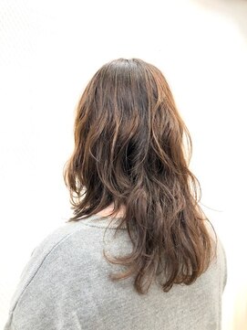 クオリス 上福岡店(QUALIS) 20代30代の暖色系カラー/大人かわいいロング無造作小顔パーマ