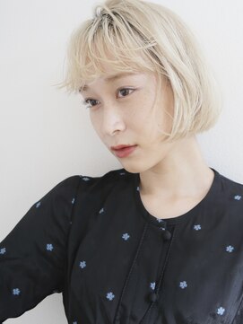 キリカ 中野(KIRIKA) ボブ/カーキグレージュ/マッシュショート/フェザーバング/中野駅