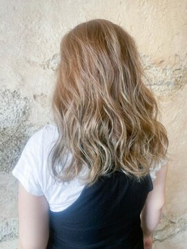 フロール 上大岡(Flor) 【Flor上大岡】*3Dハイライト+ペールゴールド *