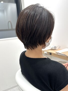 アドラーブル ココロ 新潟(adorable CoCoLo) "20代30代大人可愛い★小顔ボブ丸みショート