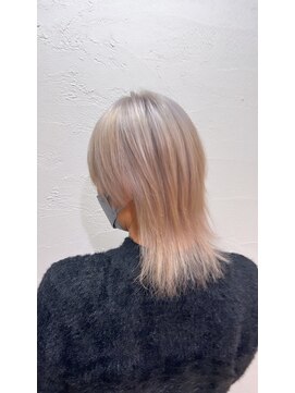 アジールヘア 所沢プロペ通り店(agir hair) ホワイトベージュハイトーンブロンドメルティカラー所沢ブリーチ