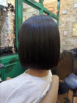 ヘアーラウンジ アンフィ 井土ヶ谷(Hair Lounge Anphi) 縮毛矯正／ボブ