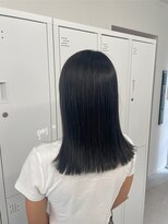 ヌーヴェル(nouvelle)&nbsp;アッシュグレージュ×切りっぱなしミディアム