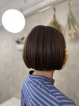 モリミユキ×きりっぱなし簡単ボブ＆アッシュカラーで抜け感を。