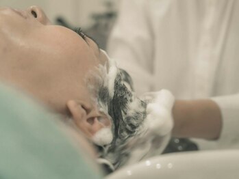 トゥーシャンプー メルヘン(toshampoo)の写真/話題の癒しケア頭浸浴で頭皮を整える、日々の疲れにしっかりもみほぐし癒しの極上時間を☆