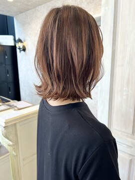 キャアリー(Caary) 福山市Caary透明感メルティベージュマロンベージュ外ハネボブ