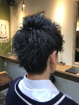 クローバー(clover) 束感スクールショートスタイル2