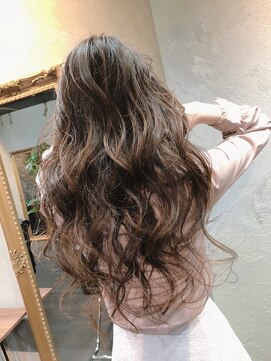 ヘアーシグネチャー(Hair Signature) スーパーロングゆるふわMIXカール