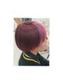 ハロースタイリスト 荒井東店(hello stylist) 全体レッドで前髪にパープルとピンク。