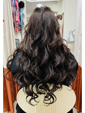 ビューティック ハラジュク(Hair&Make Beautique Harajuku) 巻き下ろし
