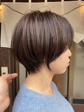 クルミ(kurumi) あたまの小さくなるコンパクトショート