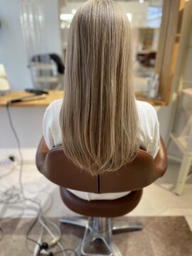 リリチトセ(LiLi chitose) LiLi佐野オーナーブリーチありハイトーン