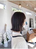 大人なパツっとボブ