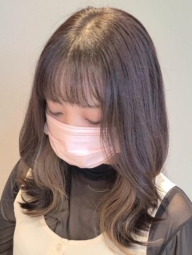 エスティアム(S.TIAM.) デザインカラーの大人かわいいスタイル