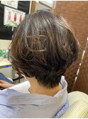 クセを生かしたショートボブ/30代/40代/50代