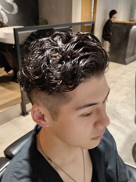 エイトメン 吉祥寺店(EIGHT MEN) リバースパーマ　ツーブロック　刈り上げ高め　メンズパーマ