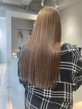 テトラ バイ ネオリーブ 横浜西口店(tetra by neolive) 横浜★サラ艶ストレートヘア